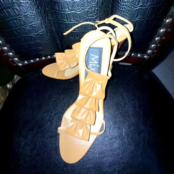 Mixx Shuz Shoes - Ruffle shoes